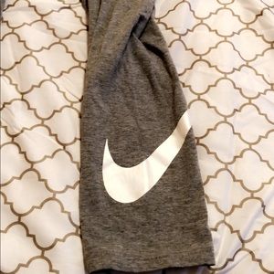 Nike Capri legging Large